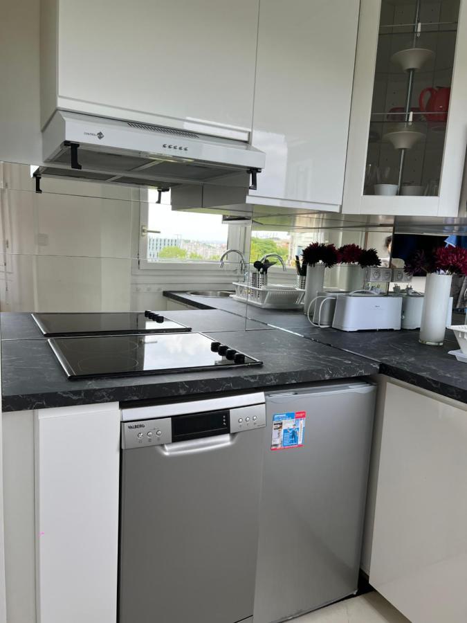 Apartment Home In Paris With View, 15Min Direct To Center المظهر الخارجي الصورة