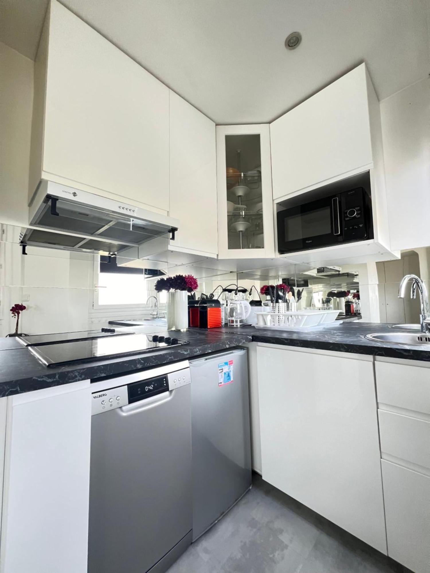 Apartment Home In Paris With View, 15Min Direct To Center المظهر الخارجي الصورة