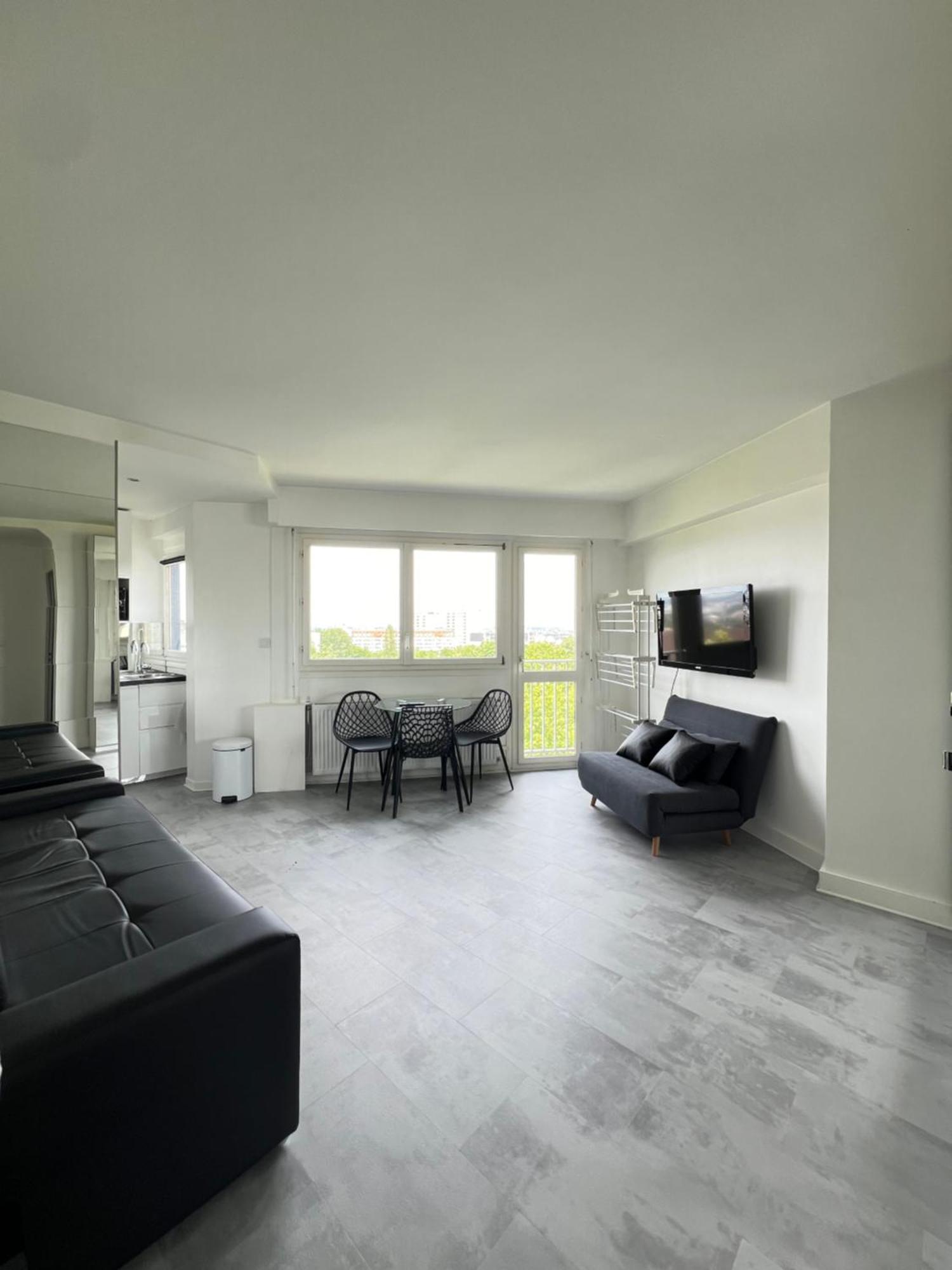 Apartment Home In Paris With View, 15Min Direct To Center المظهر الخارجي الصورة